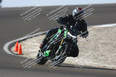 media/Nov-01-2025-TrackDaz (Sat) [[2b4d5192bc]]/C Group/1240pm (Turn 2 Outside)/